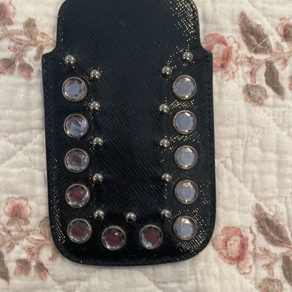 Prada case - Picture 2 of 3